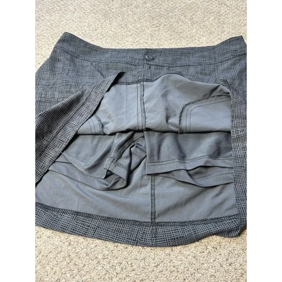 prAna Women's Athletic Skort Size 4 Geometric Pattern Gray Stretch Pockets - Picture 4 of 6